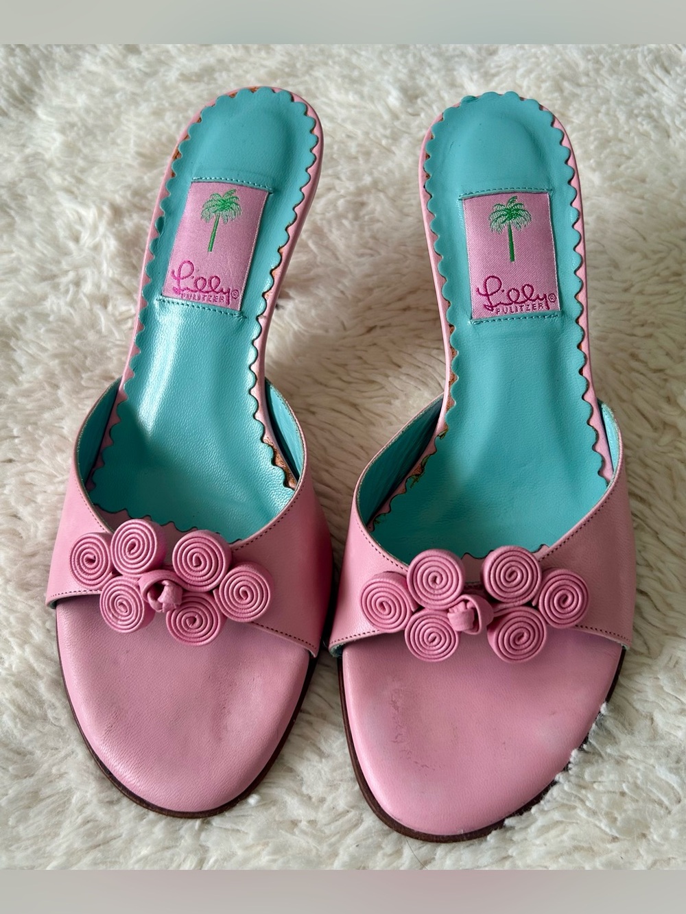 Lilly Pulitzer  Pink Kitten Heel Sandals floral embellishment 
Size 7M - Picture 2 of 9
